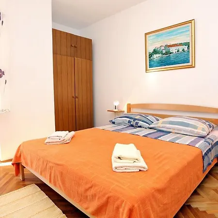Trstenik 4570a Διαμέρισμα *